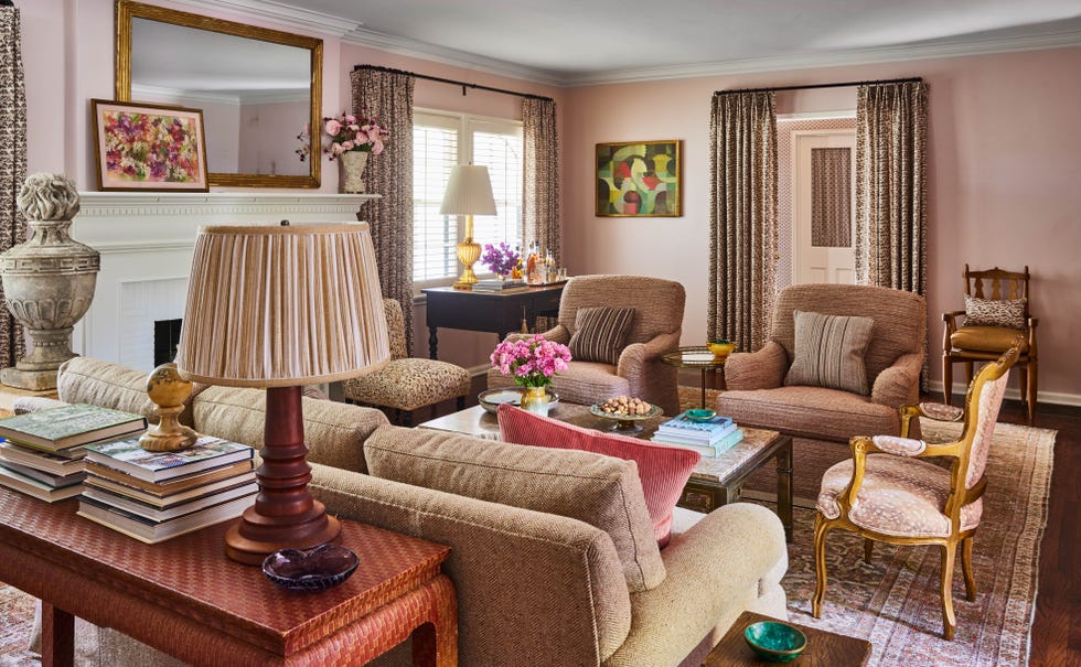 Cozy living room with vintage furniture and decor.