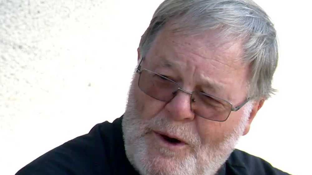 Sacramento residents, Iranian expert react to Iran ceasefire and President Trump's rhetoric