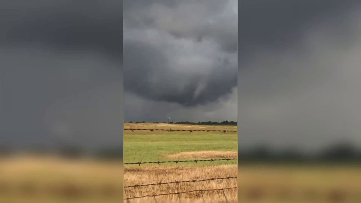 San Jose State graduate captures funnel cloud on video – NBC Bay Area