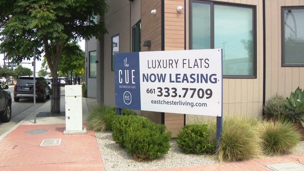 Bakersfield luxury apartment plan draws skepticism (KBAK/KBFX){ }{p}{/p}