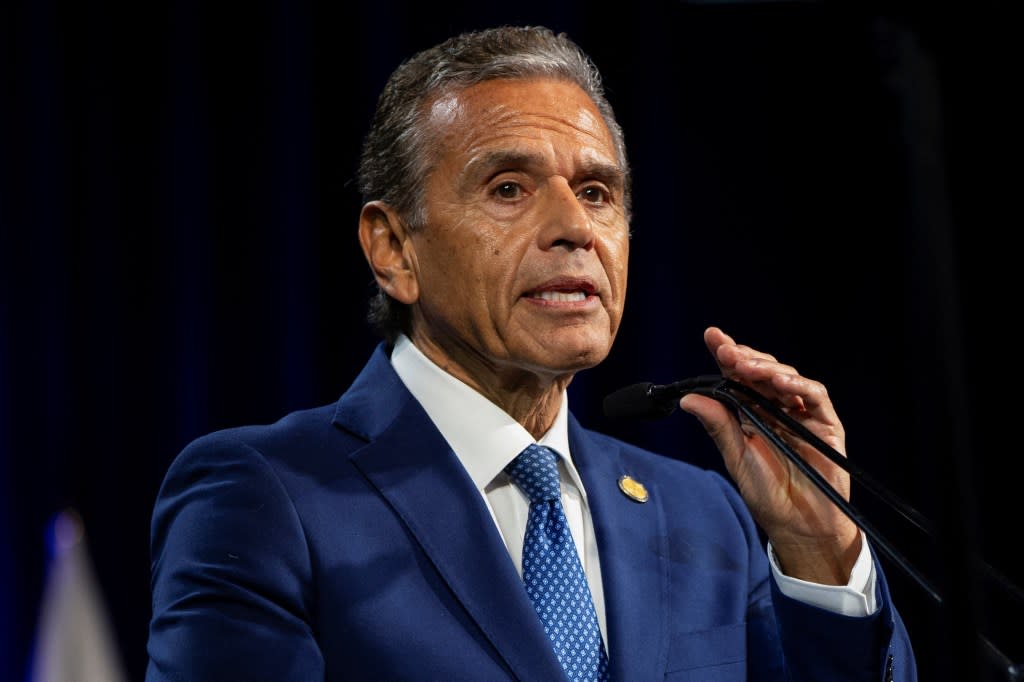 California gubernatorial candidate Antonio Villaraigosa REUTERS