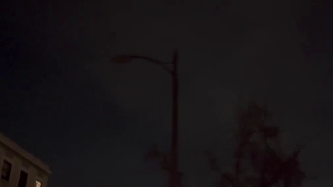 LA voters weigh fee increase for streetlight repairs