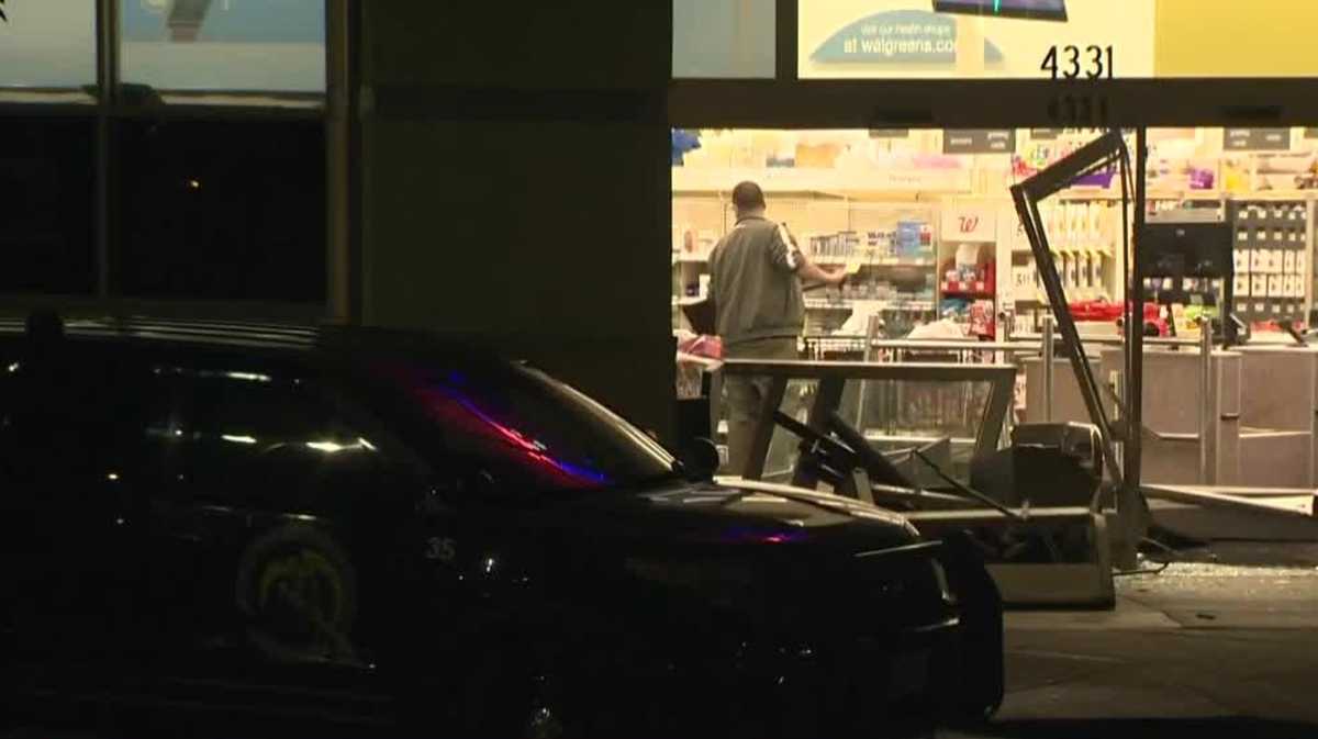 Car slams into Sacramento County Walgreens, sheriff says