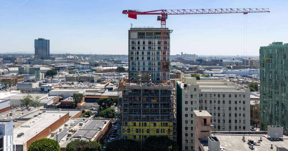 12-story supportive housing complex rising at 554 S. San Pedro St. in DTLA