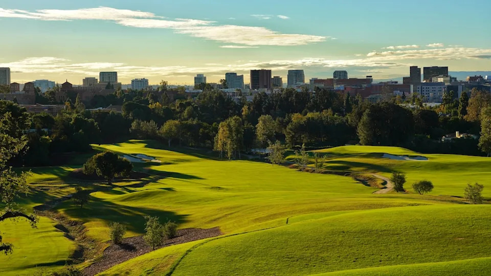 170 - Bel Air - first and 17th holes - Jon Cavalier.jpeg