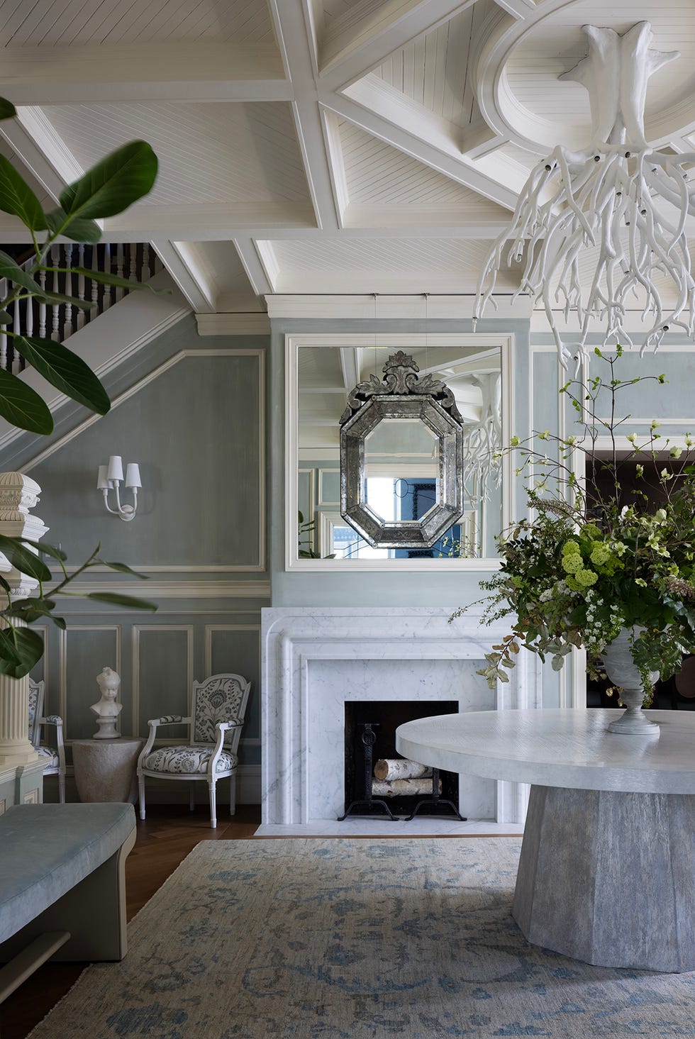 Elegant living room with modern decor and ornamental features. Elegant living room with modern decor and ornamental features.