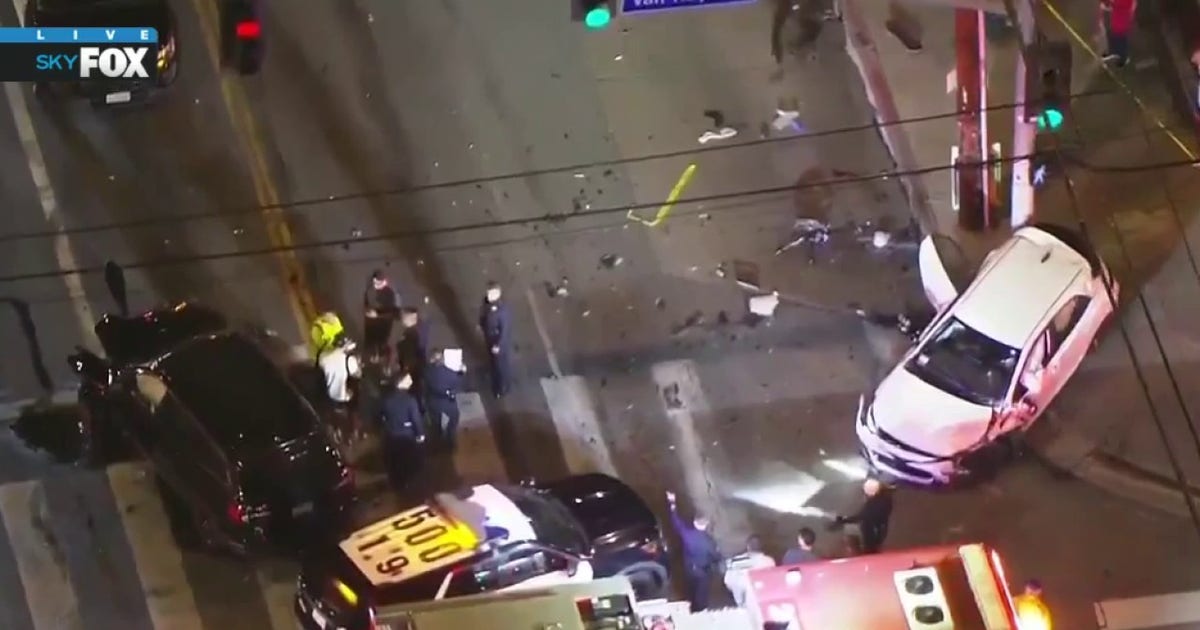 6 injured in Panorama City crash