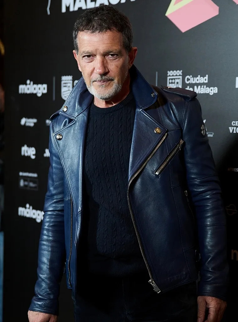 <p>Antonio Banderas</p>