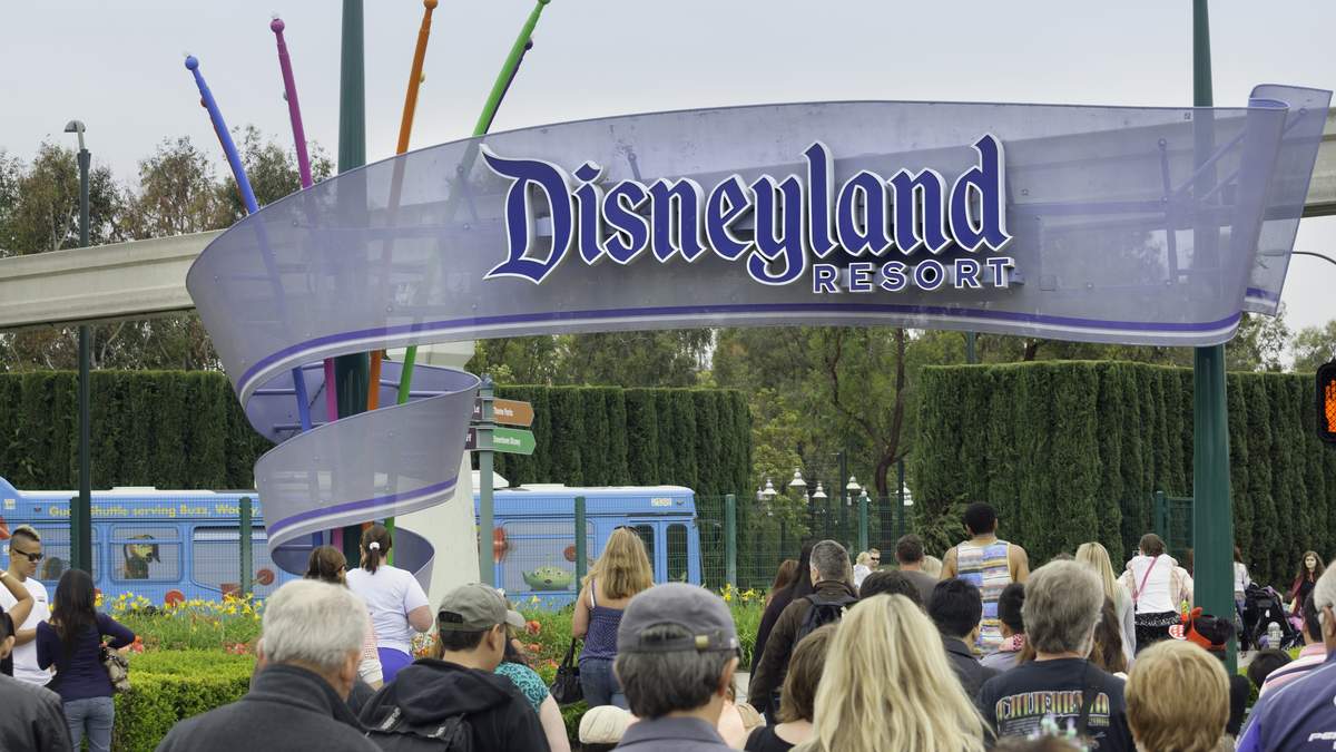 Disneyland Deploys Facial Recognition At Entrances, Raising Privacy Fears