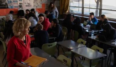 California teachers ‘tread lightly’ for America’s 250th as they navigate competing narratives | News