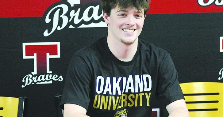 Tawas senior Zack Miller signs to play college hockey at Oakland | Sports