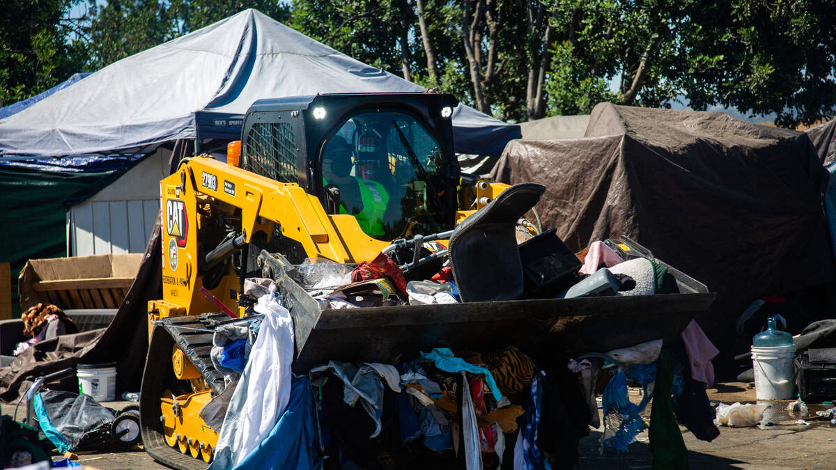 L.A. City, County Clear Arroyo Seco Encampment