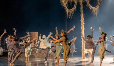 Alexander Ekman’s ‘A Midsummer Night’s Dream’ is more like a fever dream | Dance