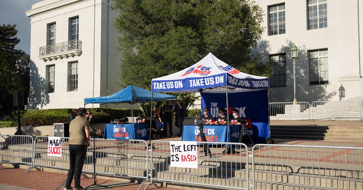 Unf*ck America Tour fights for blue vote at UC Berkeley | Student Life