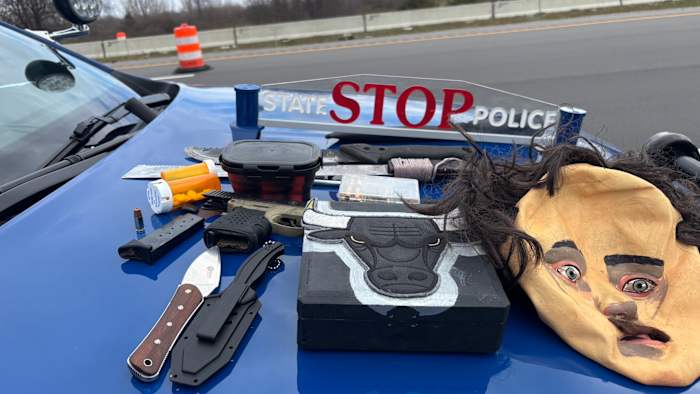 I-75 traffic stop in Oakland County leads to drug, gun arrest