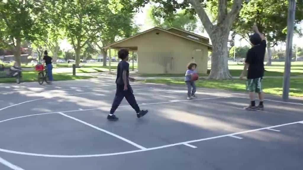 Tahoe Park renovations celebrated with food truck Fridays