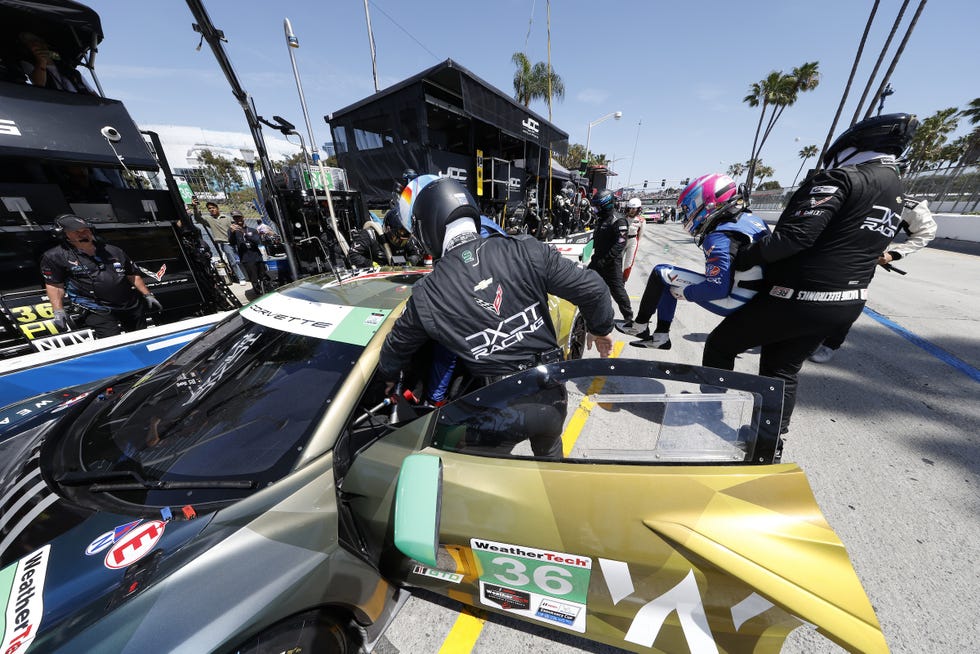 #36: dxdt racing, corvette z06 gt3.r, gtd: mason filippi, robert wickens pit stop