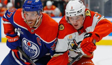 Ducks at Oilers Game 1 odds, picks and predictions