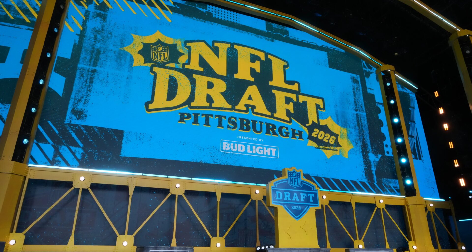 San Francisco 49ers list of draft picks entering Day 3