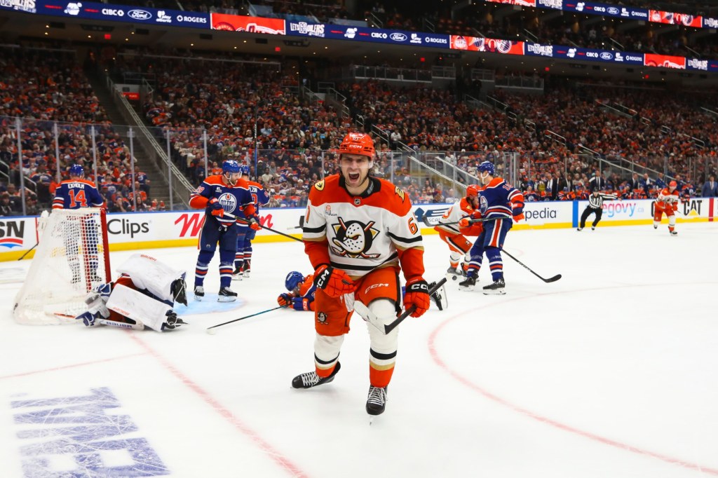 Ducks top Oilers on Cutter Gauthier’s late goal to win Game 2, even series – Orange County Register
