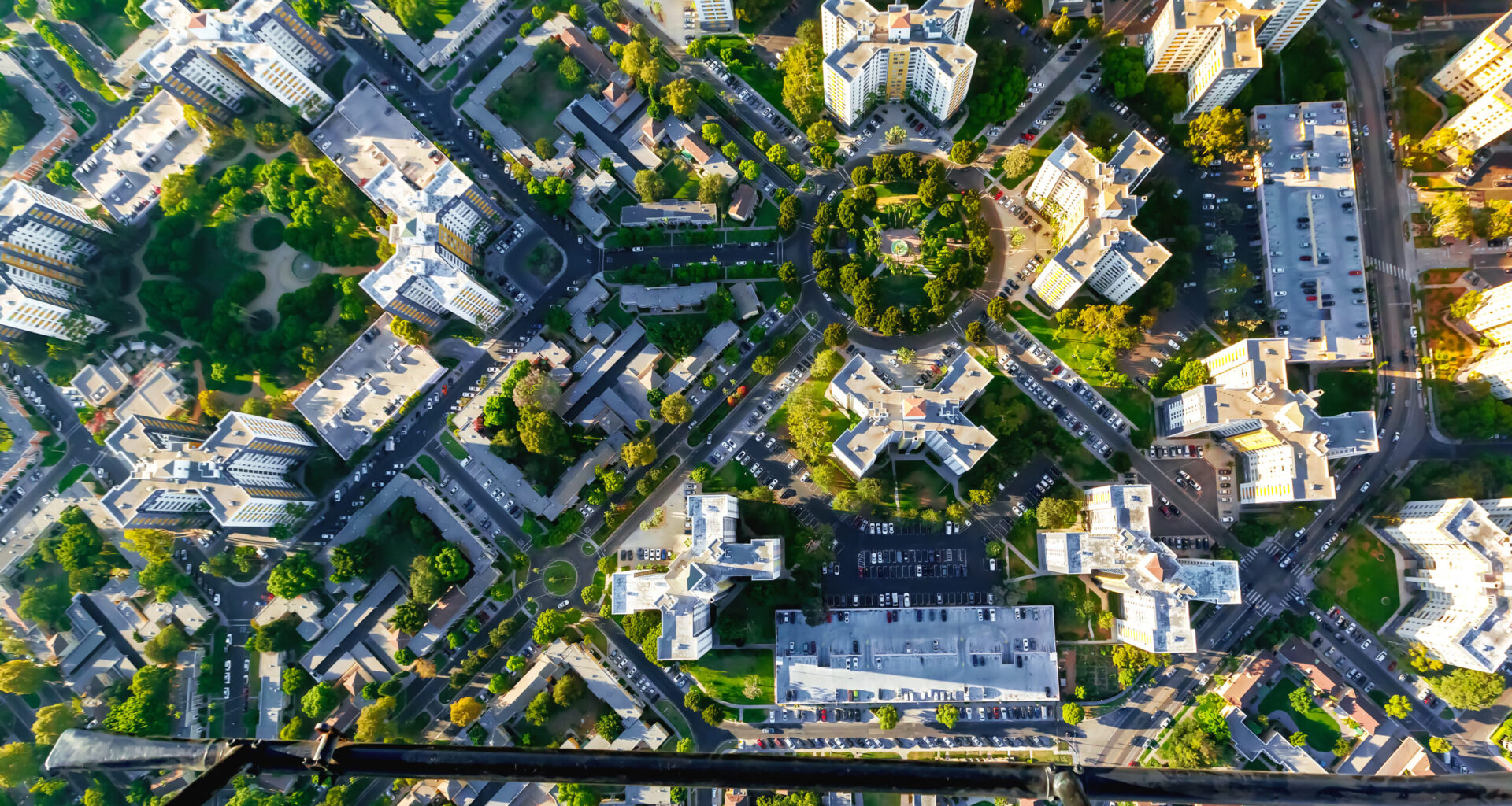 LA Luxury Apartment Tenants Report Unsafe Living Conditions