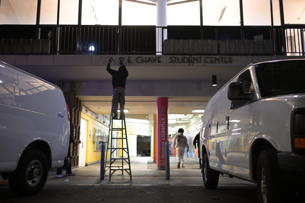 Crews work to remove Cesar Chavez
