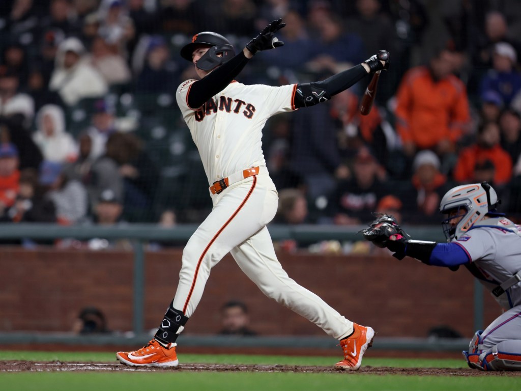 San Francisco Giants place Daniel Susac on 10-day IL with elbow issue