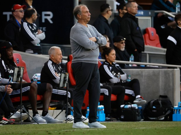 San Jose Earthquakes head coach Bruce Arena keeps an eye on the game against Minnesota United FC in the first half of the U.S. Open Cup round of 16 at PayPal Park in San Jose, Calif., on Tuesday, April 28, 2026. (Nhat V. Meyer/Bay Area News Group)