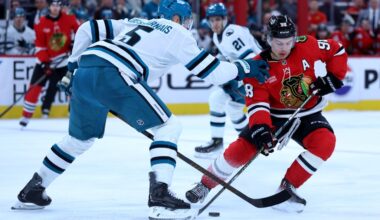 San Jose Sharks blow lead, lose to Chicago Blackhawks at United Center