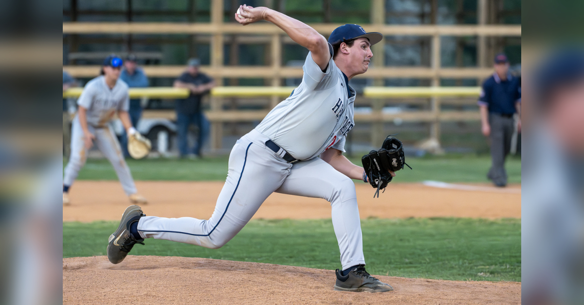 California transfer Brian Perez anchors White House Heritage rotation