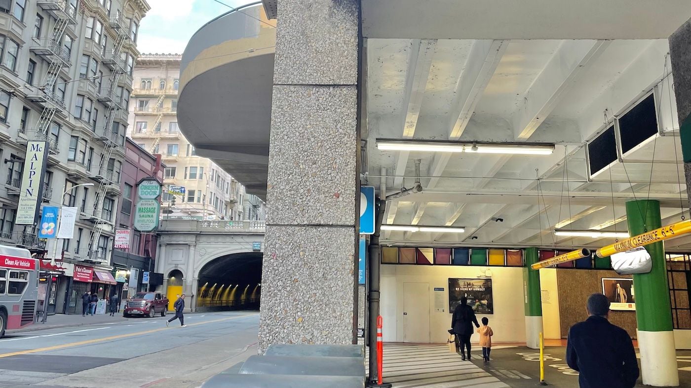 Two People Found Dead Inside Car at Berkeley’s Aquatic Park