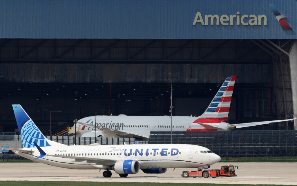 American Airlines rejects talk of megamerger with United – The Oakland Press