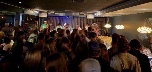 "A Concert for John," featuring music from local band Seapoodle, drew a large crowd at Beaumont's restaurant in Bird Rock on March 14. (Marnie Cheney)