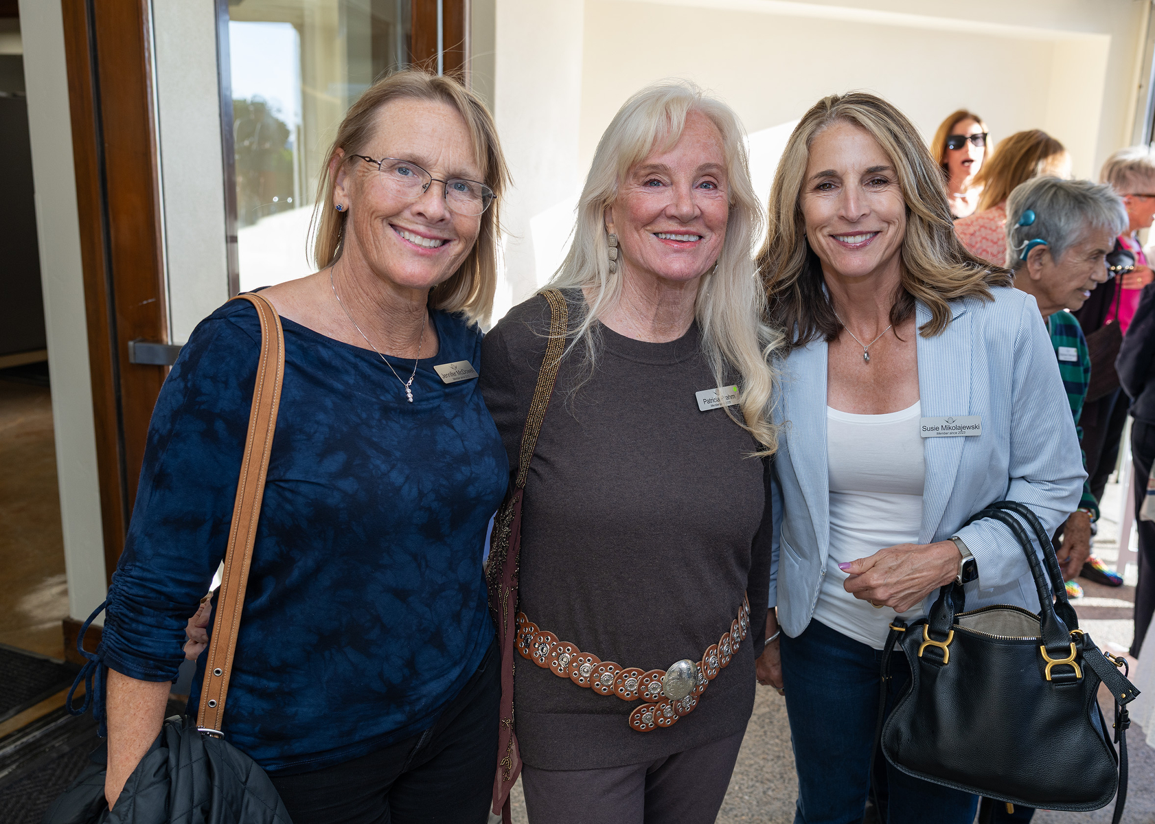 Jennifer McDowell, Patricia Prahm, Susie Mikolajewski (Jon Clark)