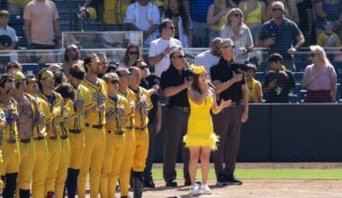 Carmel Valley 13-year-old sings the anthem at Savannah Bananas game – San Diego Union-Tribune