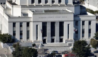 Man charged with mayhem in Oakland double face slashing
