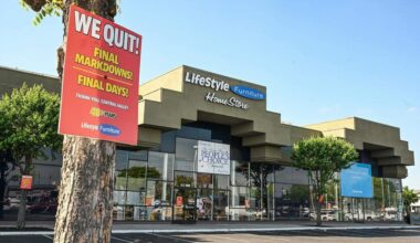 Lifestyle Furniture in Fresno may be in final days