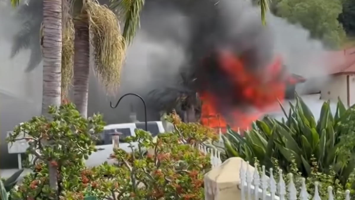 Garage Fire in Bay Terraces neighborhood displaces 10 people – NBC 7 San Diego