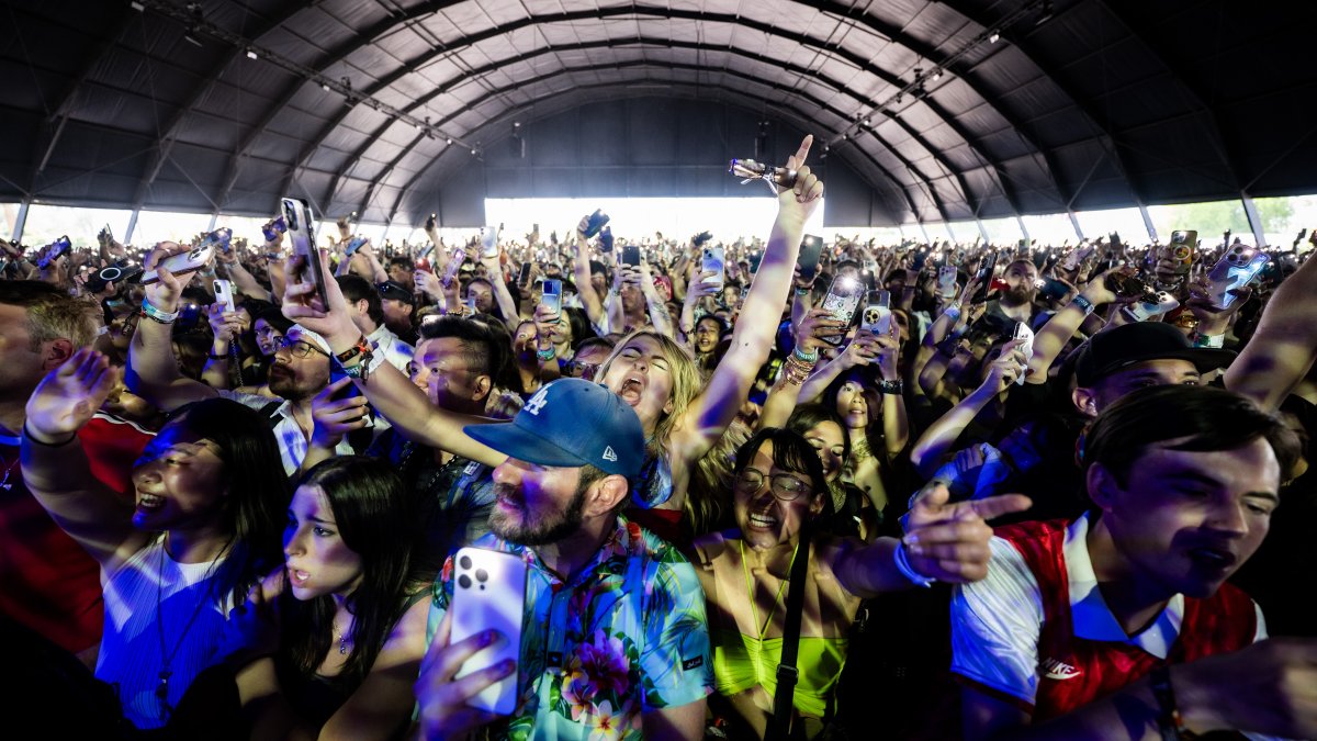 Behind the scenes for Coachella influencers – NBC Los Angeles