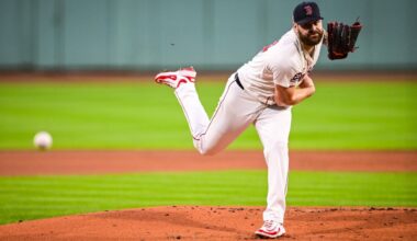 Lucas Giolito signs with Padres, finally finding a free-agent fit a month into the season