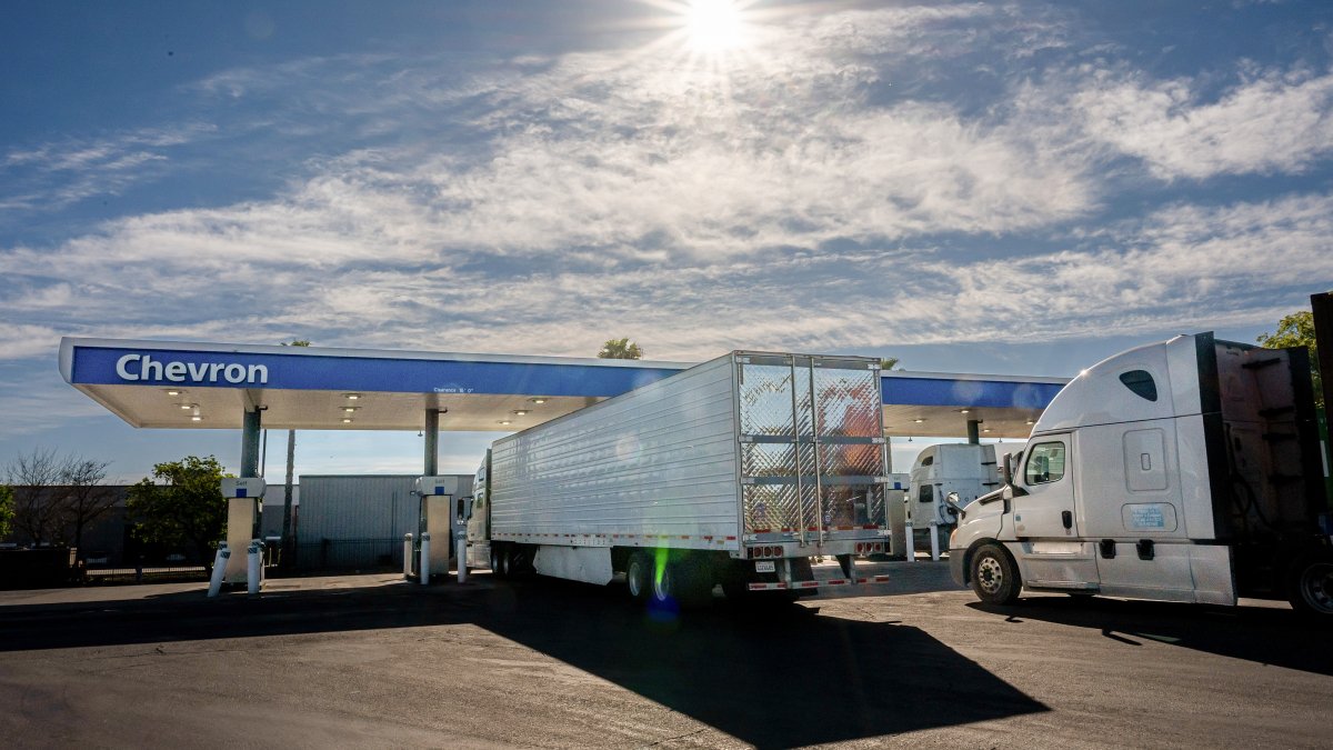 Diesel fuel prices climb to all-time highs in California – NBC Los Angeles