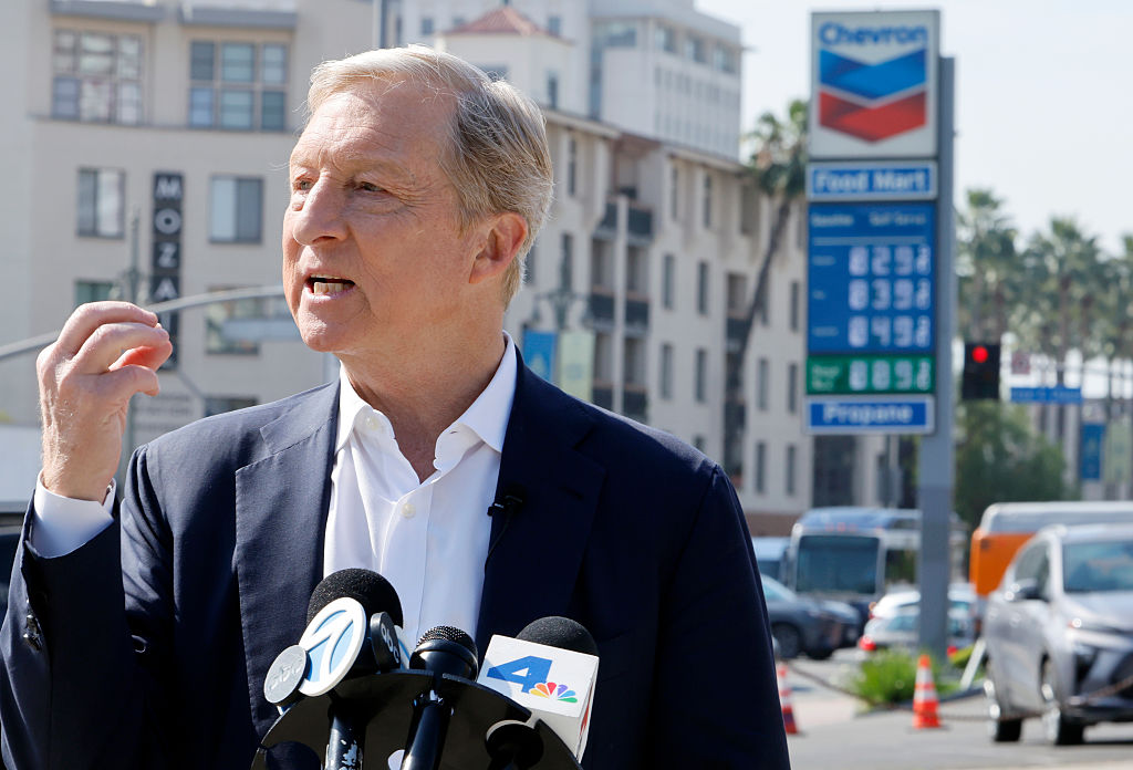 Progressive billionaire — and Democratic gubernatorial candidate — Tom Steyer speaks in Los Angeles last week. Credit: Getty
