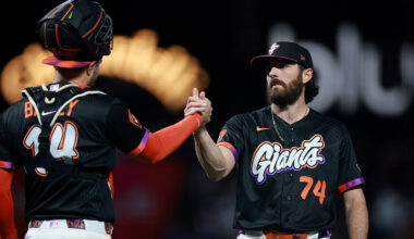 Giants hand Dodgers loss in first matchup of 2026 season