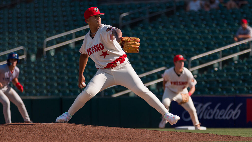Grizzlies pitcher Marcos Herrera