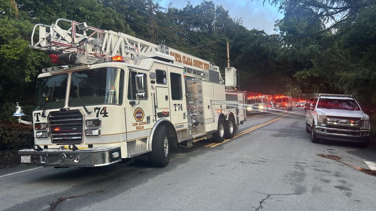 2 hospitalized after 2-alarm house fire in Saratoga – NBC Bay Area