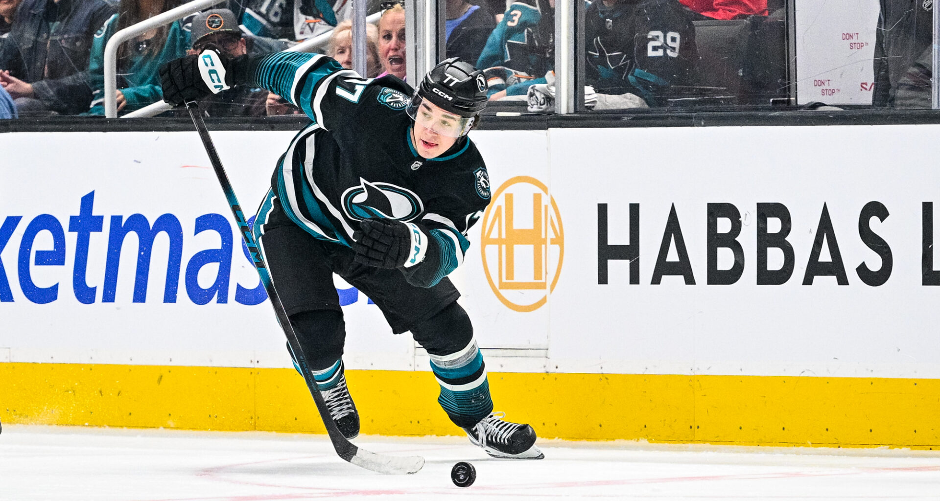 Sharks' Misa & Dickinson Share Favorite SAP Center Moments From Rookie Season