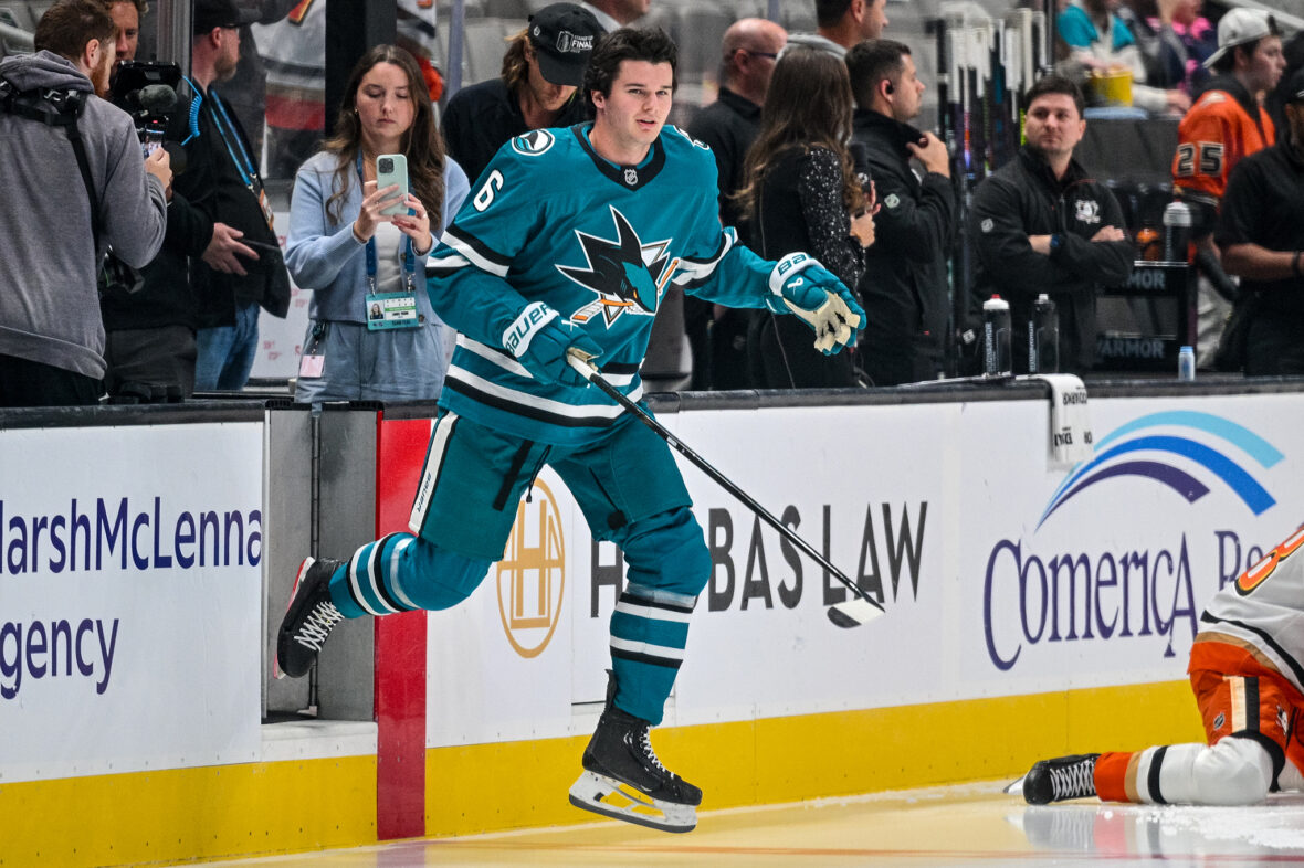 San Jose Sharks defenseman Sam Dickinson