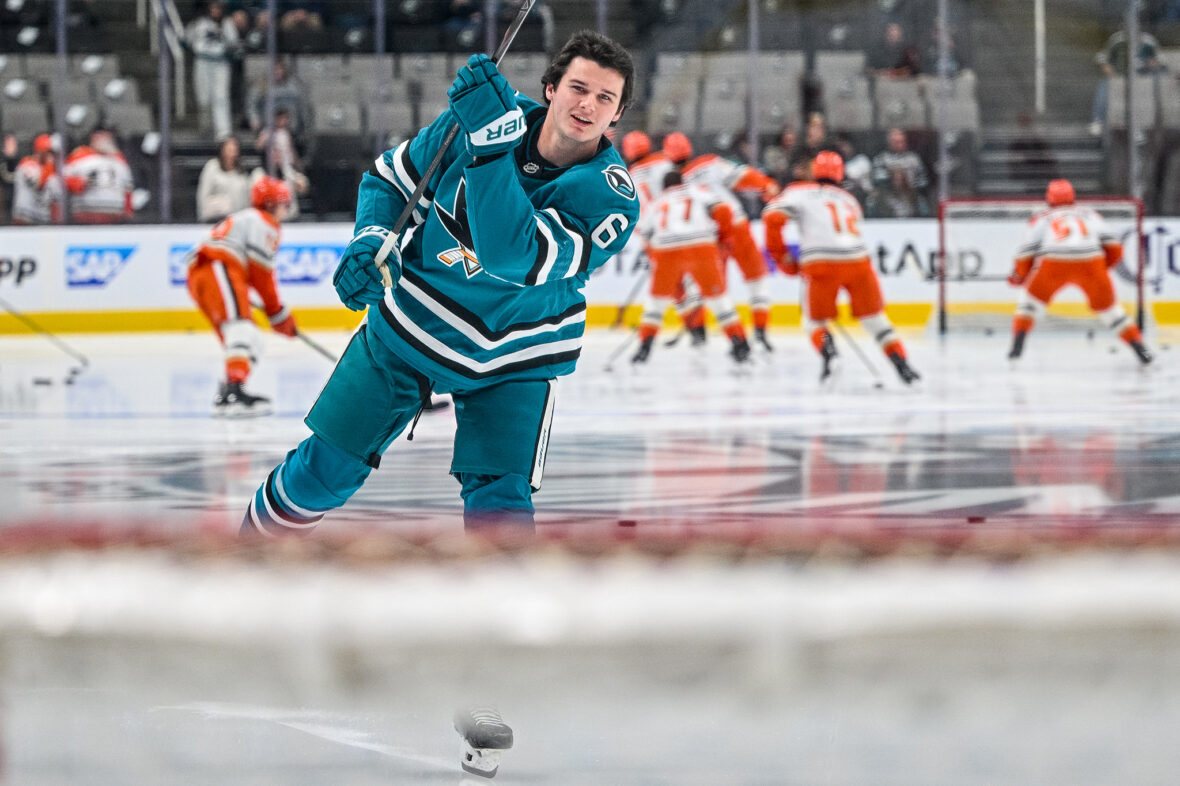 San Jose Sharks defenseman Sam Dickinson