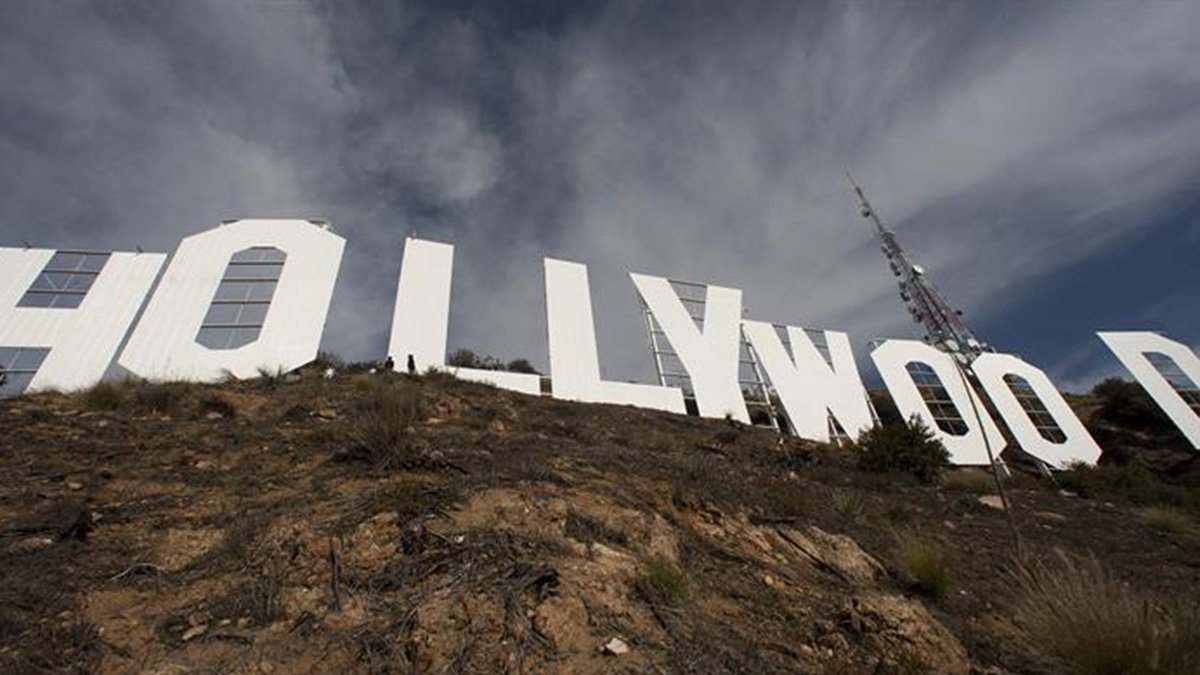 Writers Guild members ratify contract with Hollywood studios – NBC Los Angeles