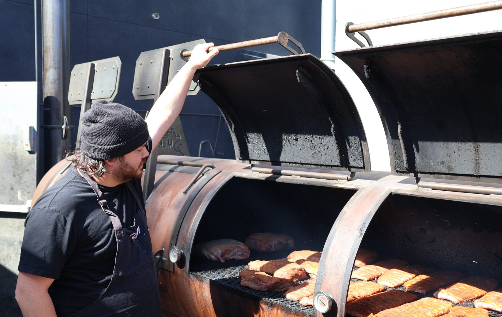 Mega Texas vs. Horn Barbecue battle for Fresno's best pitmaster